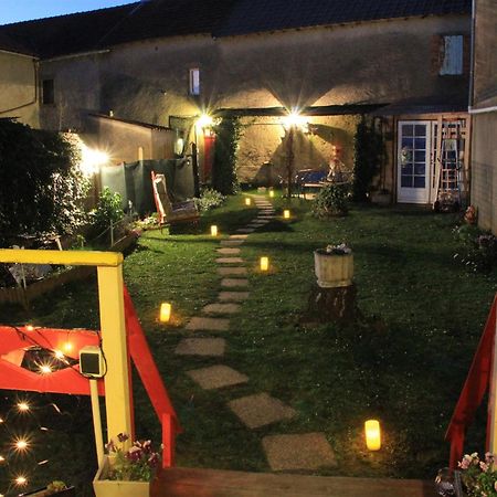La Roulotte De Lola - Chambre D'Hotes La Celle  エクステリア 写真