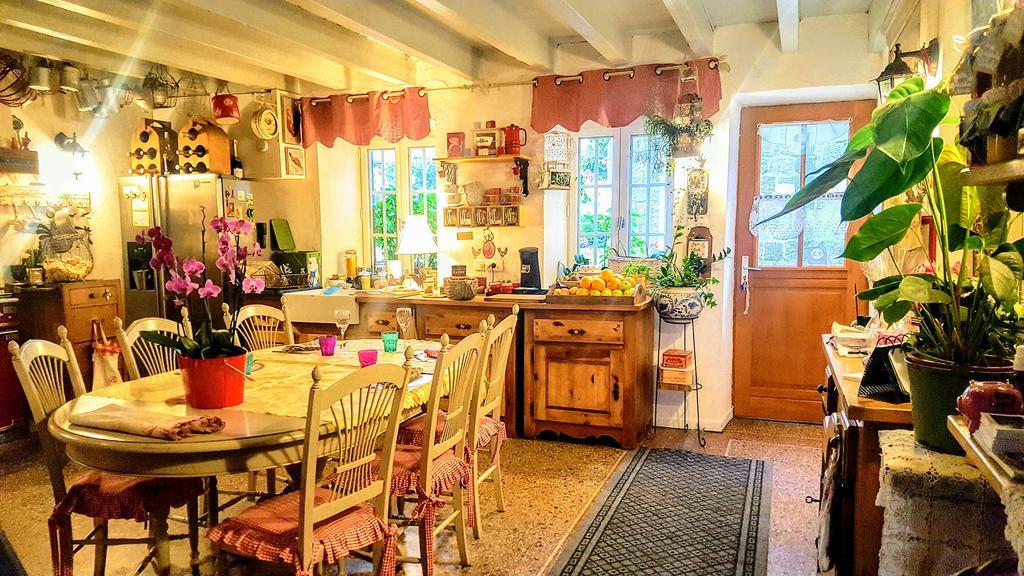 La Roulotte De Lola - Chambre D'Hotes La Celle  エクステリア 写真